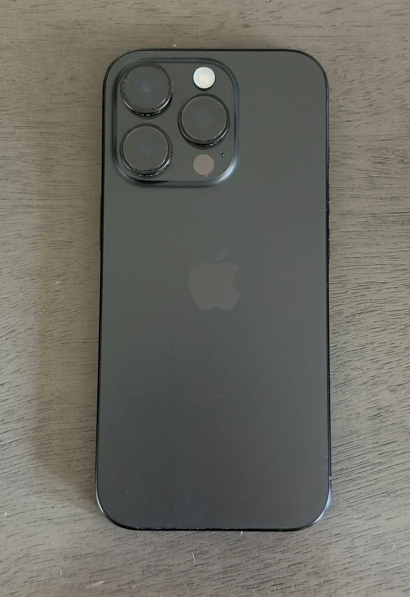 Apple iPhone 16 Pro
